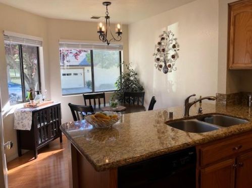 7677 Helmsdale Dr, San Jose, CA 95135-2135