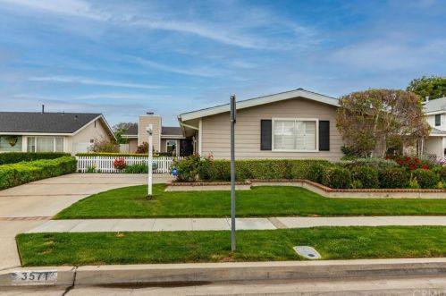 3571 Julian Ave, Long Beach CA  90808-3111 exterior