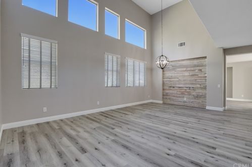 43610 Ortona St, Temecula CA  92592-3878 exterior