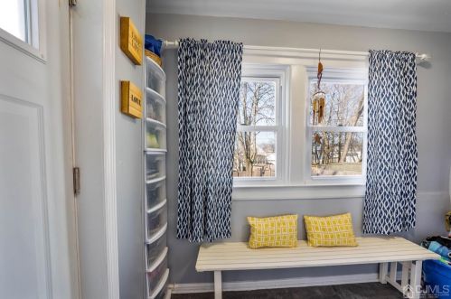 25 Hanson Ave, Perth Amboy NJ  08863-1730 exterior