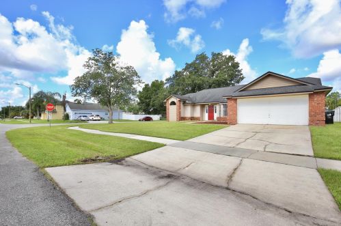 2274 Baker Ave, Orlando, FL 32833-3847