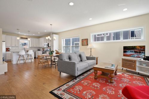 5024 Humboldt Ln, Minneapolis, MN 55430-3436