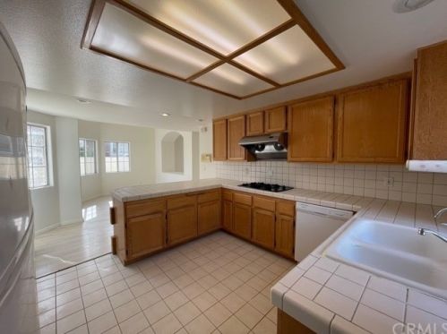 18438 Amie Ave, Torrance CA 90503-3605 exterior