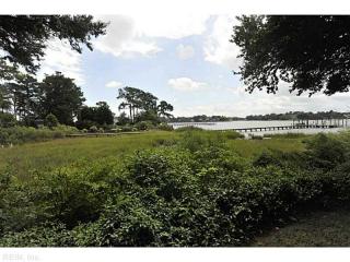 6005 River Rd, Norfolk, VA 23505-4708
