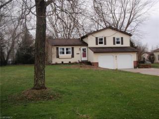 955 Crow Trl, Macedonia, OH 44056-1663