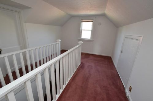 2074 Galbraith Rd, Cincinnati OH  45215-5634 exterior