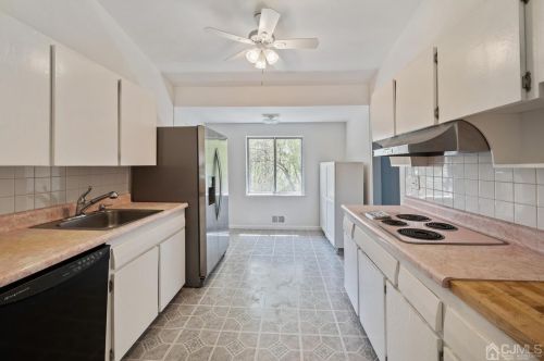 157 Cindy St, Old Bridge NJ  08857-3092 exterior