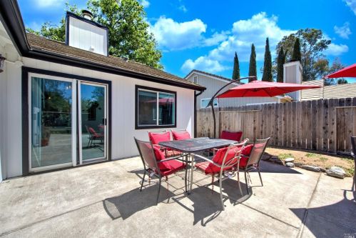 625 Evans Rd, Liberty Farms CA  95620-4272 exterior