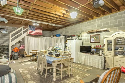 47 Prospect Ave, East Rockaway NY  11518-1232 exterior