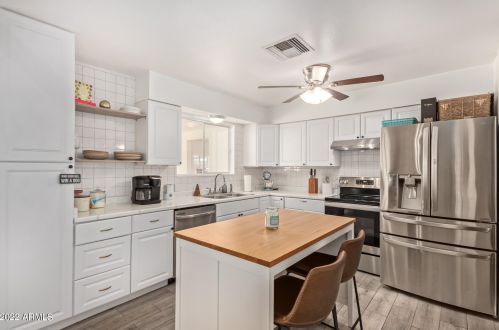7135 Baywood Ave, Mesa, AZ 85208-1008