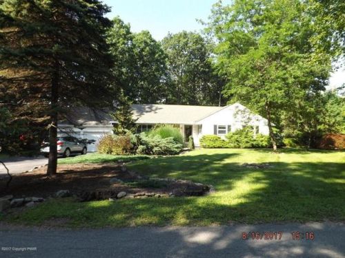 742 White Oak Rd, Cresco PA  18326-7931 exterior