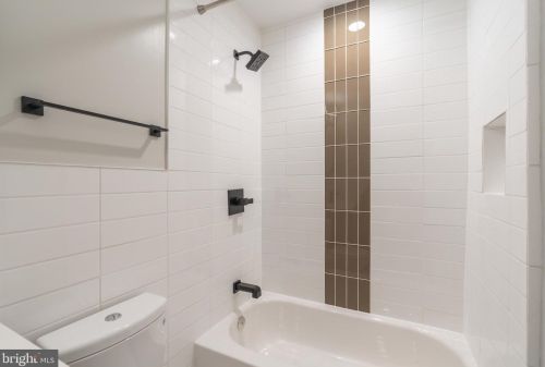 1509 Vermont Ave, Washington DC 20005-3712 exterior