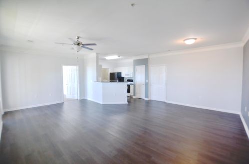 1505 Cambridge Lakes Dr, Mount Pleasant SC  29464-7301 exterior