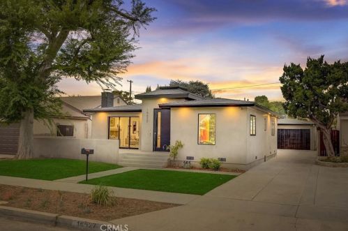 16627 Gilmore St, Van Nuys CA  91406-5610 exterior