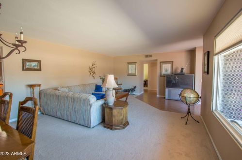 9502 Country Club Dr, Sun City, AZ 85373-1726