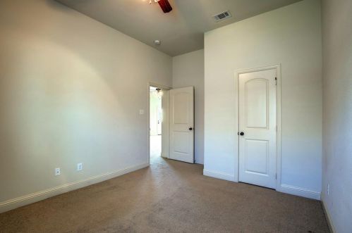 1505 Nathan Cir, Greenville TX  75402-7606 exterior