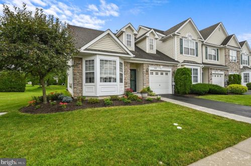 523 Harvest Dr, Blandon, PA 19510-9588