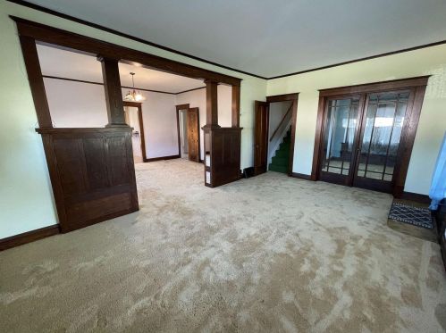 511 Oak St, Juneau, WI 53039-1226