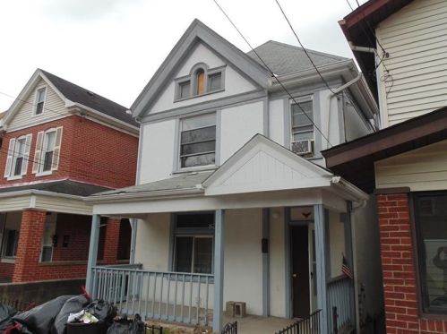 620 Ohio Ave, Glassport, PA 15045-1612