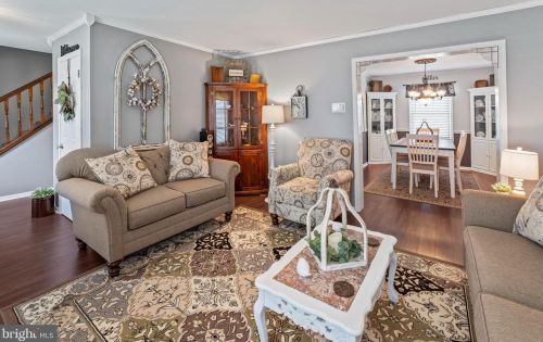 165 Franklin St, Auburn, NJ 08085-1235