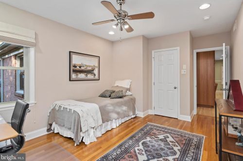 300 28th St, Camp Hill PA  17011-2801 exterior