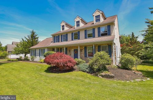 6500 Eichler Cir, Coopersburg, PA 18036-1380