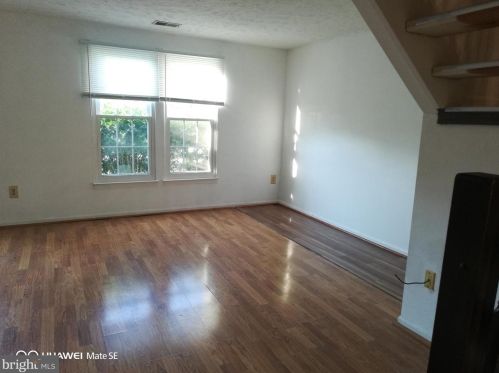 4653 Prather Pl, Woodbridge VA  22193-3018 exterior