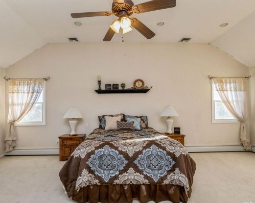 50 Avenue B, San Remo NY  11754-2505 exterior