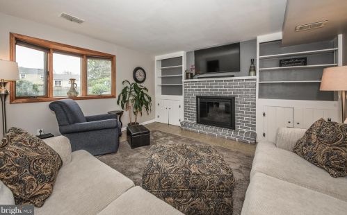 140 Windsor Ave, Southampton PA  18966-3334 exterior