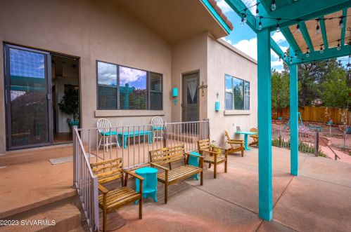 105 Castle Rock Trl, Sedona AZ 86336-6820 exterior