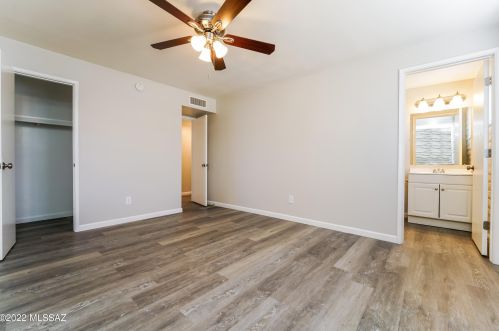 7612 45th St, Tucson AZ  85730-2425 exterior