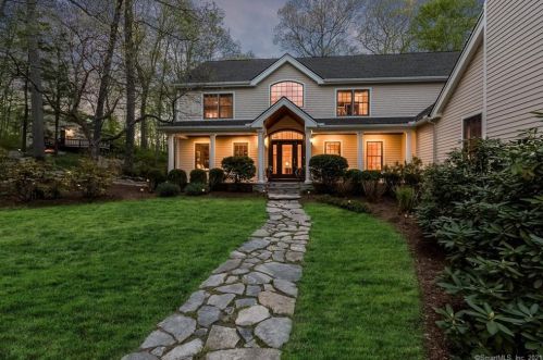39 Powder Horn Hill Rd, Wilton, CT 06897-3122