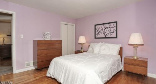 77 Bryant Ave, Bloomfield NJ  07003-5403 exterior