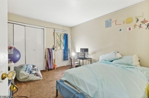 188 Park St, East Orange, NJ 07017-1821