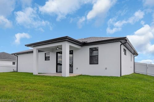 301 15th Ter, Cape Coral FL  33909-1239 exterior