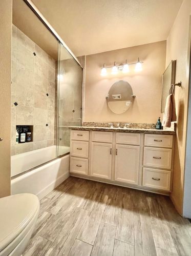 16 La Cerra Cir, Rancho Mirage CA  92270-3808 exterior