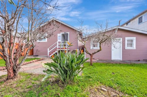 2031 103rd Ave, Oakland CA  94603-3325 exterior