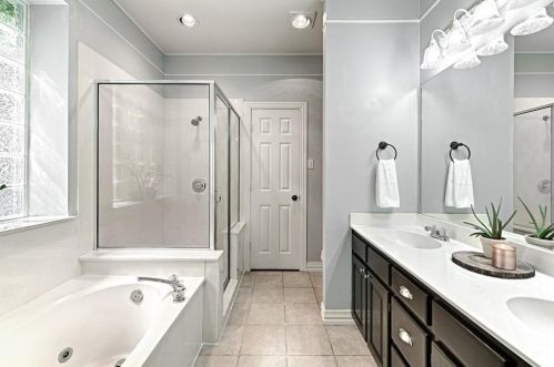 10510 Woodland Dr, Greenville TX  75402-3316 exterior