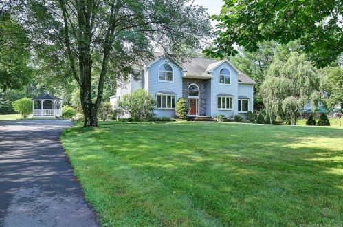 24 Bush Hill Rd, Manchester, CT 06040-7133