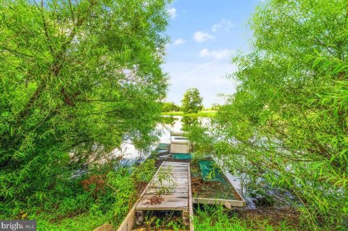 10719 Kettle Run Rd, Nokesville VA  20181-1715 exterior