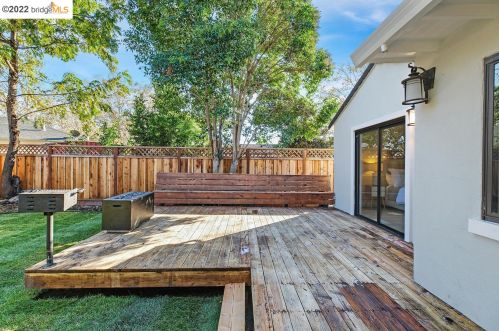 17267 Via San Ardo, San Lorenzo CA  94580-2707 exterior