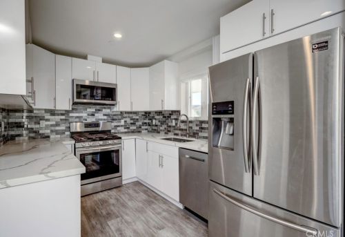 6160 Pacific Coast Hwy, Redondo Beach CA  90277-5907 exterior