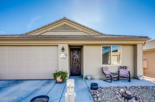 1736 Chestnut Blvd, Lake Havasu City AZ  86404-8409 exterior