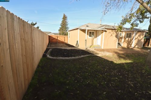 50 Banchio St, West Pittsburg CA  94565-3427 exterior