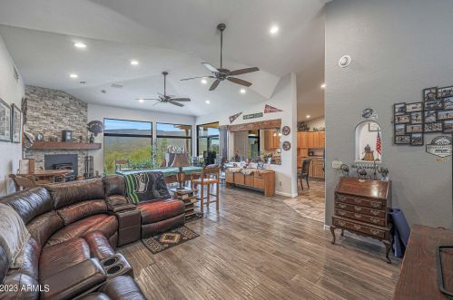 45239 16 St, Phoenix AZ 85087-8660 exterior