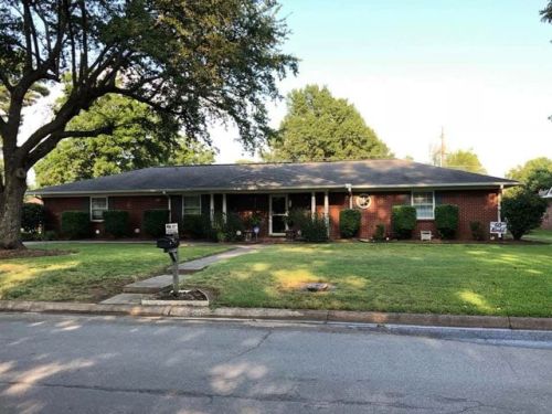 2107 Strait Pl, Farelly Lake, AR 72160-6442