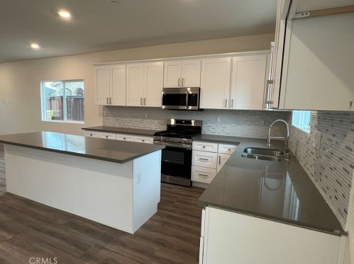 415 Langstaff St, Lake Elsinore, CA 92530-3712