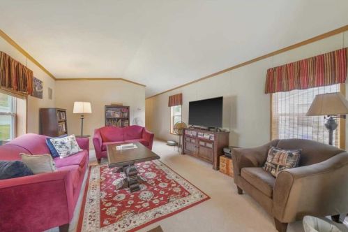 16 Farm Ln, Washingtonville NY  10992-1616 exterior