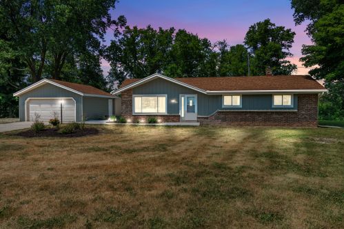 1443 Mount Ct, Hubertus WI  53033-9626 exterior