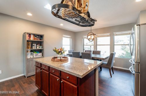 7498 Giachery Ave, Tucson AZ  85747-5613 exterior